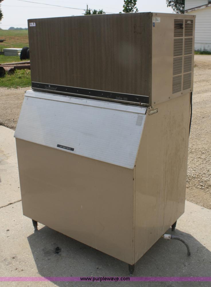 image for item 4741 Manitowoc water cooled ice machine