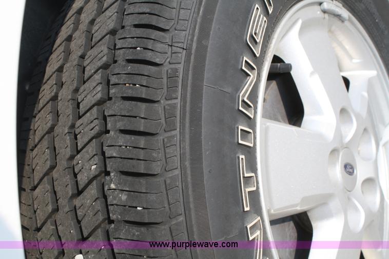 image for item 5113 2008 Ford Escape XLT SUV