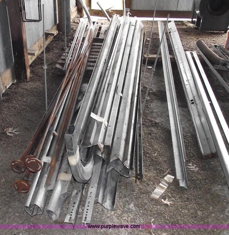 image for item 5570 (4) 14 x 22 aluminum commercial garage doors