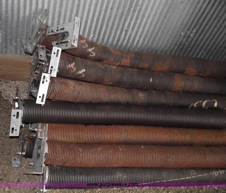 image for item 5570 (4) 14 x 22 aluminum commercial garage doors