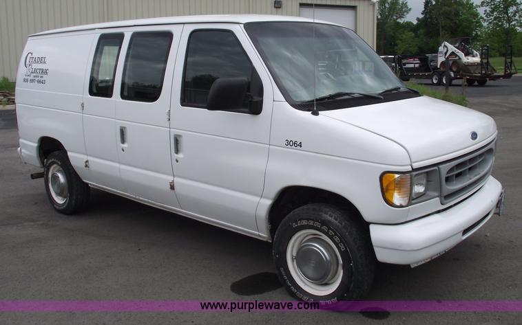 image for item 5577 1997 Ford E250 Econoline cargo van