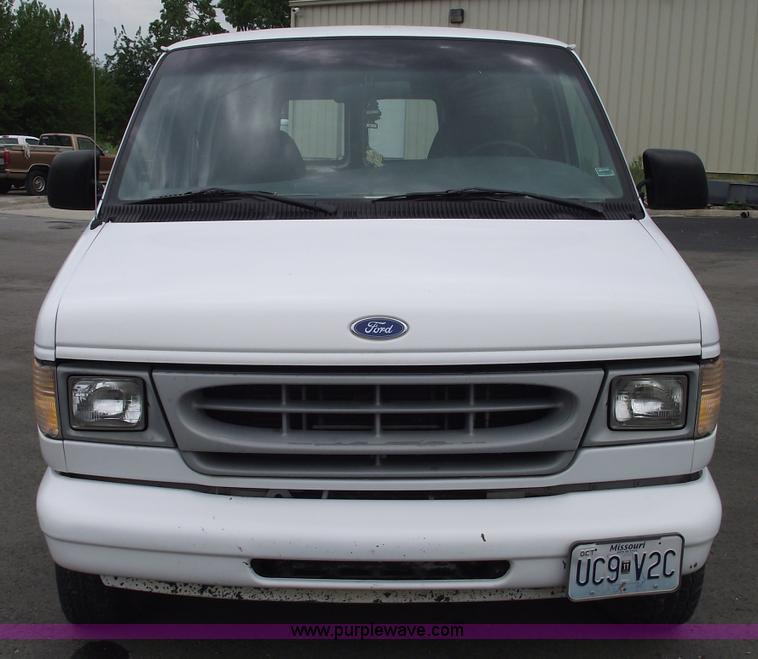 image for item 5577 1997 Ford E250 Econoline cargo van