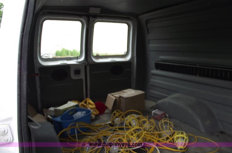 image for item 5577 1997 Ford E250 Econoline cargo van