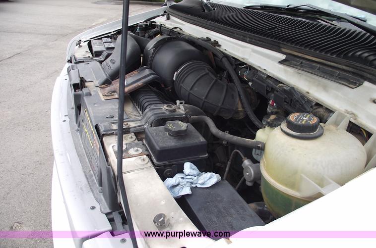 image for item 5577 1997 Ford E250 Econoline cargo van