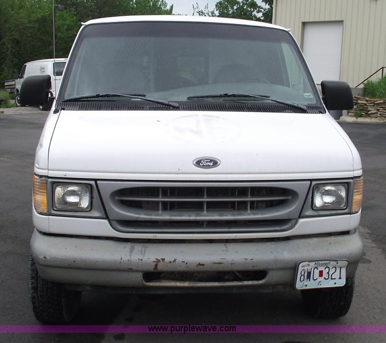 image for item 5579 1998 Ford E350 Econoline Super cargo van