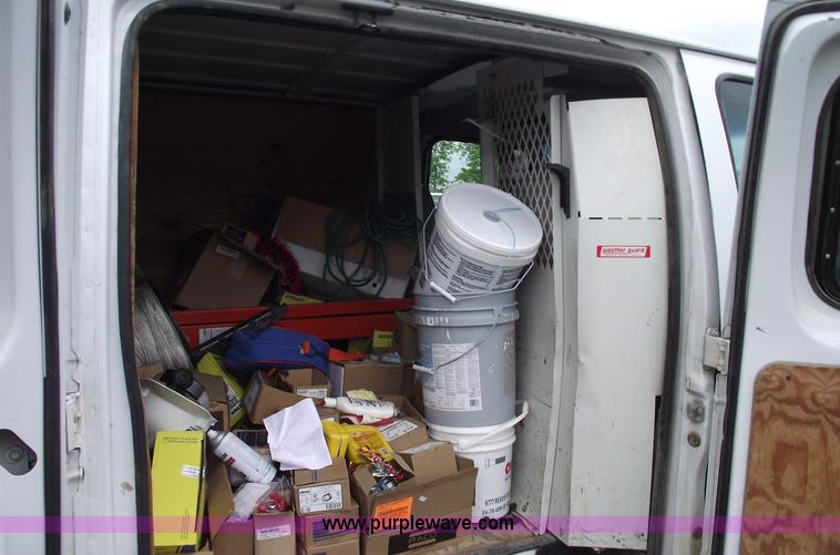 image for item 5579 1998 Ford E350 Econoline Super cargo van