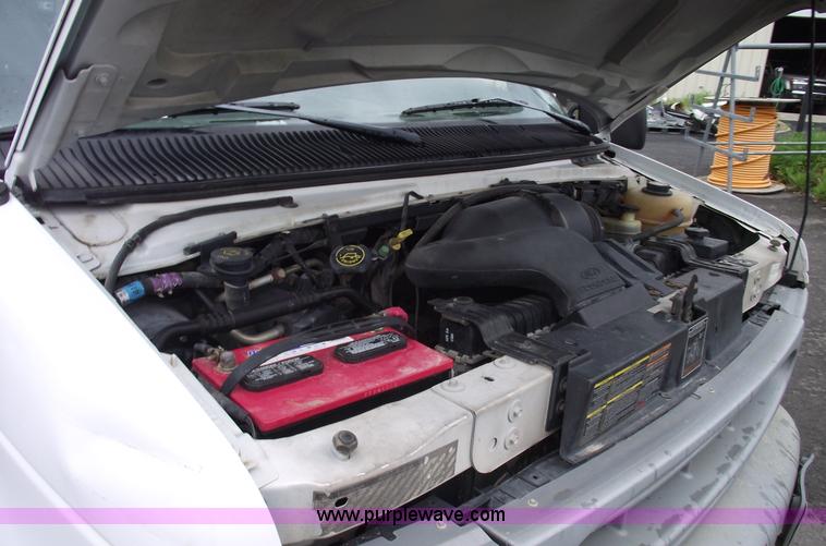 image for item 5579 1998 Ford E350 Econoline Super cargo van