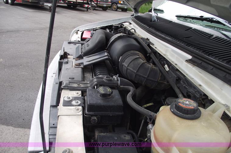 image for item 5579 1998 Ford E350 Econoline Super cargo van