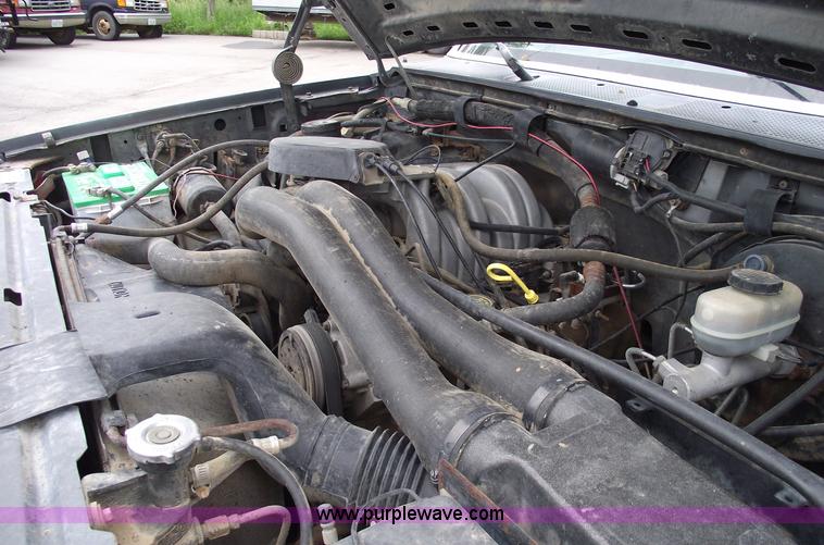 image for item 5581 1991 Ford F150 XLT Lariat pickup truck