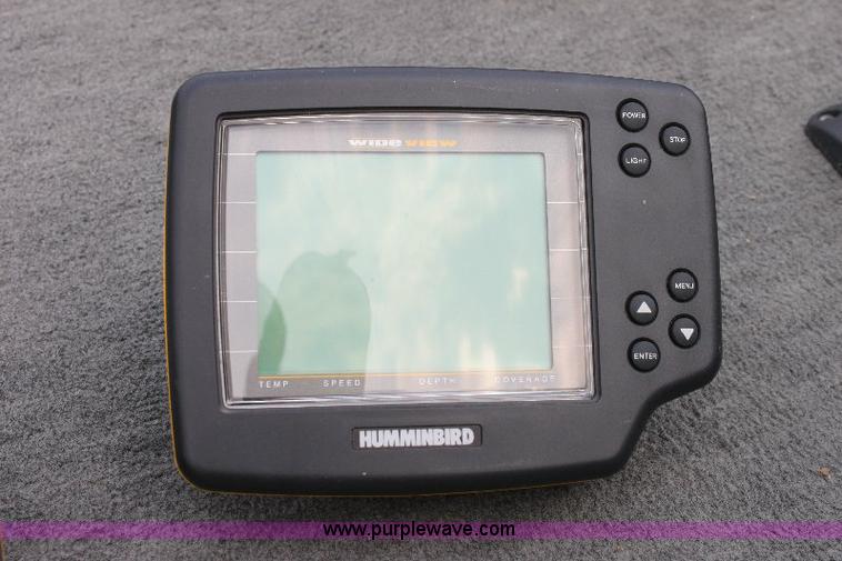 image for item 6104 1989 Ranger 375V 17' bass boat