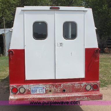 image for item 6233 1998 Chevrolet Cheyenne C2500 pickup truck