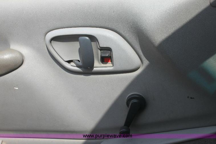 image for item 6233 1998 Chevrolet Cheyenne C2500 pickup truck