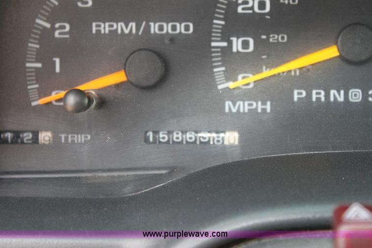 image for item 6233 1998 Chevrolet Cheyenne C2500 pickup truck