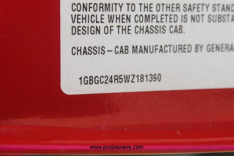 image for item 6233 1998 Chevrolet Cheyenne C2500 pickup truck