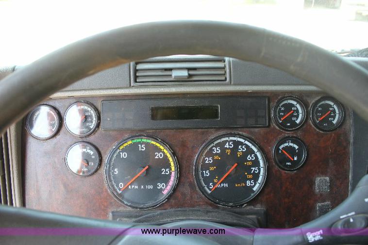 image for item 6277 2004 Freightliner ST112 semi truck