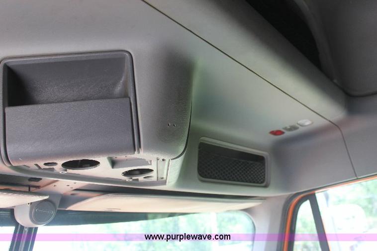 image for item 6277 2004 Freightliner ST112 semi truck