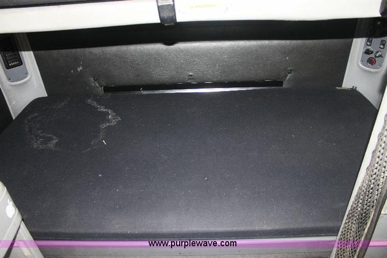 image for item 6277 2004 Freightliner ST112 semi truck