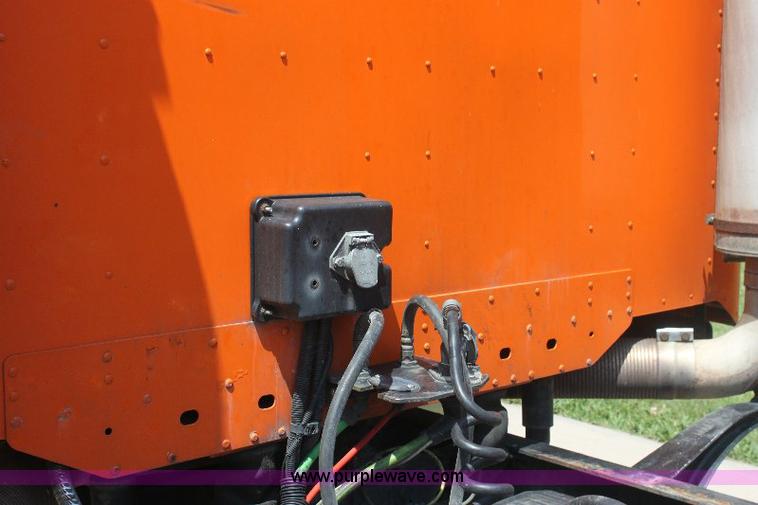 image for item 6277 2004 Freightliner ST112 semi truck