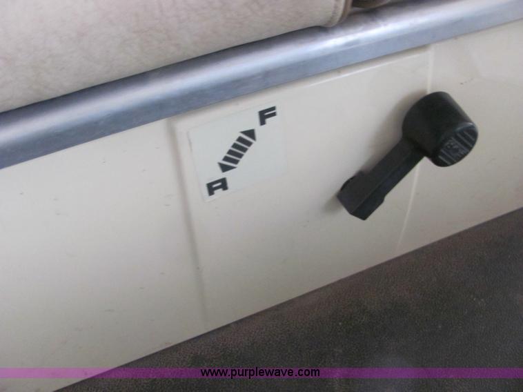 image for item 6968 Yamaha golf cart