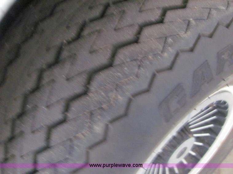 image for item 6968 Yamaha golf cart