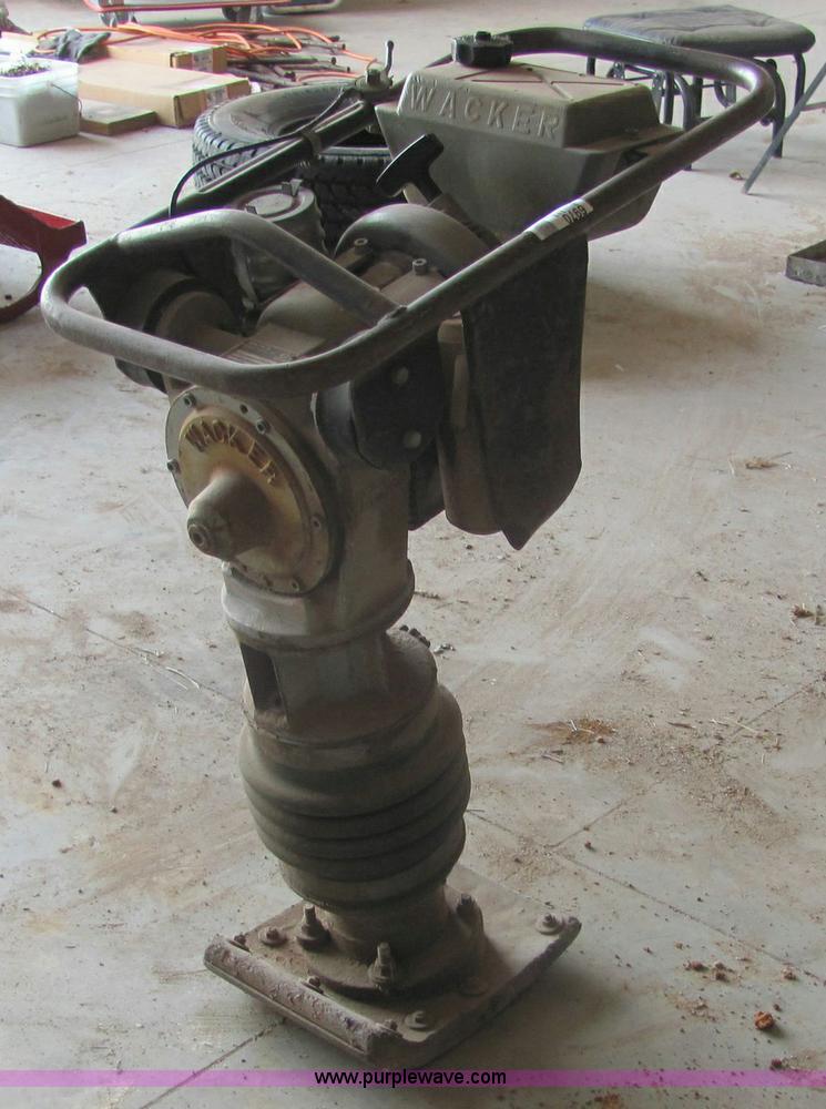 Wacker BS604 jumping jack packer in Cunningham, KS Item 6970 sold