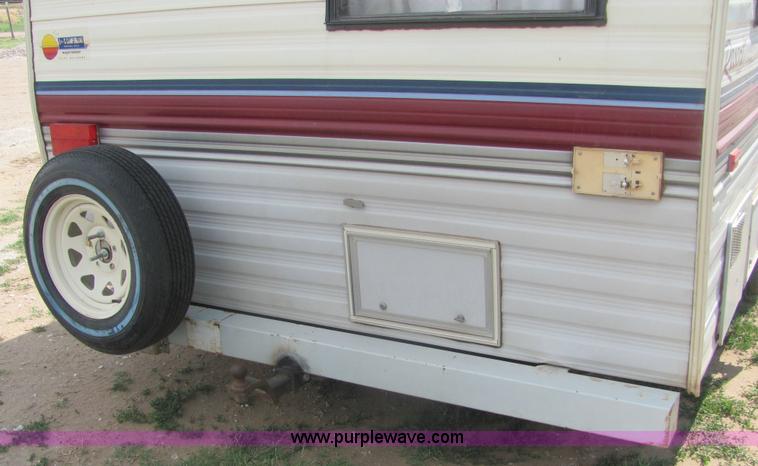 image for item 6972 1989 Fleetwood Terry Resort 24' pull camper