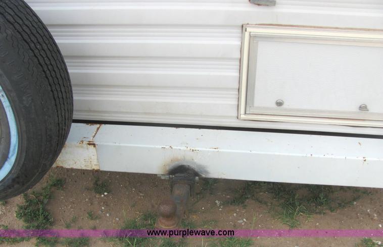 image for item 6972 1989 Fleetwood Terry Resort 24' pull camper