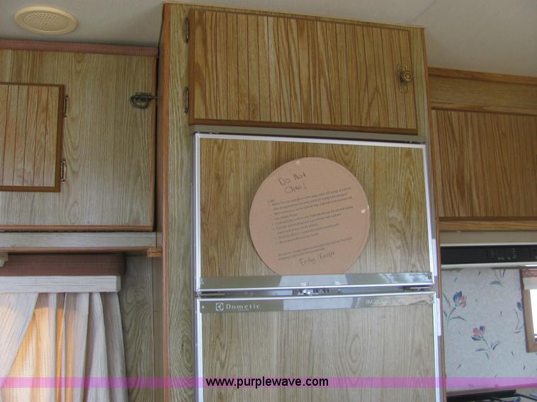 image for item 6972 1989 Fleetwood Terry Resort 24' pull camper