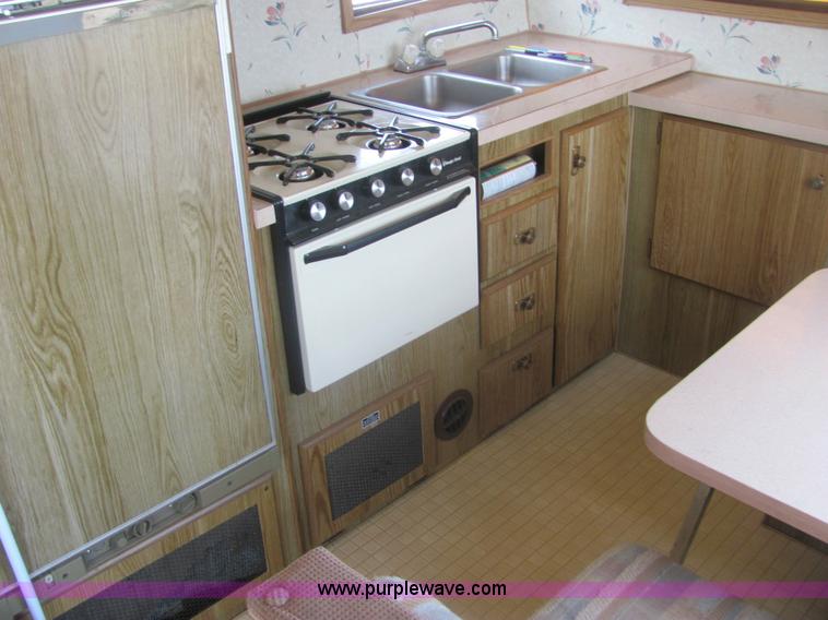 image for item 6972 1989 Fleetwood Terry Resort 24' pull camper