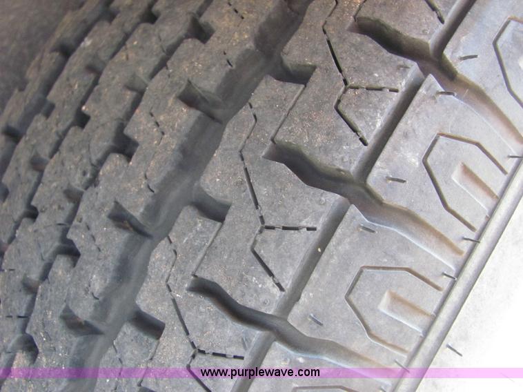 image for item 6972 1989 Fleetwood Terry Resort 24' pull camper