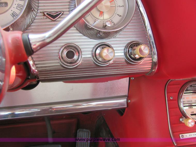 image for item 6973 1960 Ford Thunderbird