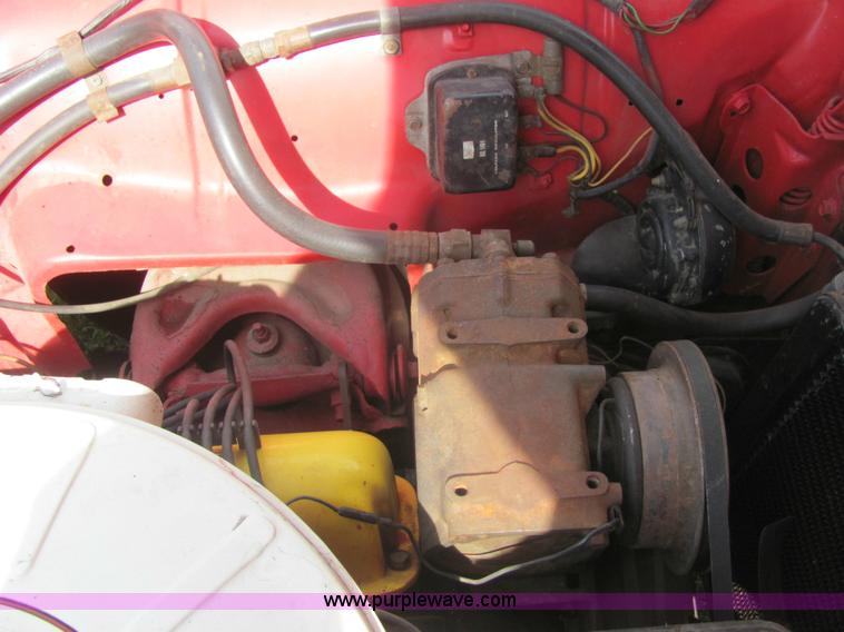 image for item 6973 1960 Ford Thunderbird