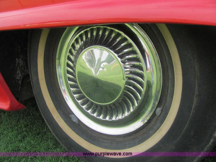 image for item 6973 1960 Ford Thunderbird