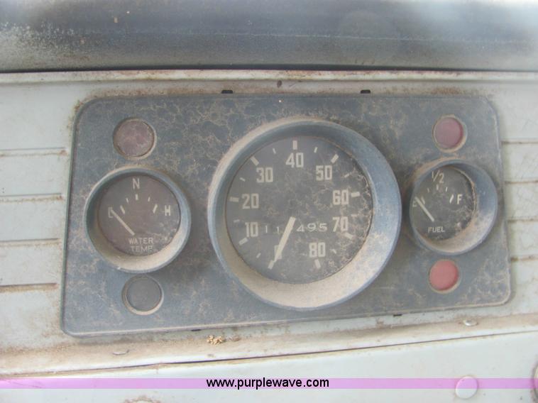 image for item 6976 1960 GMC 4000 grain truck