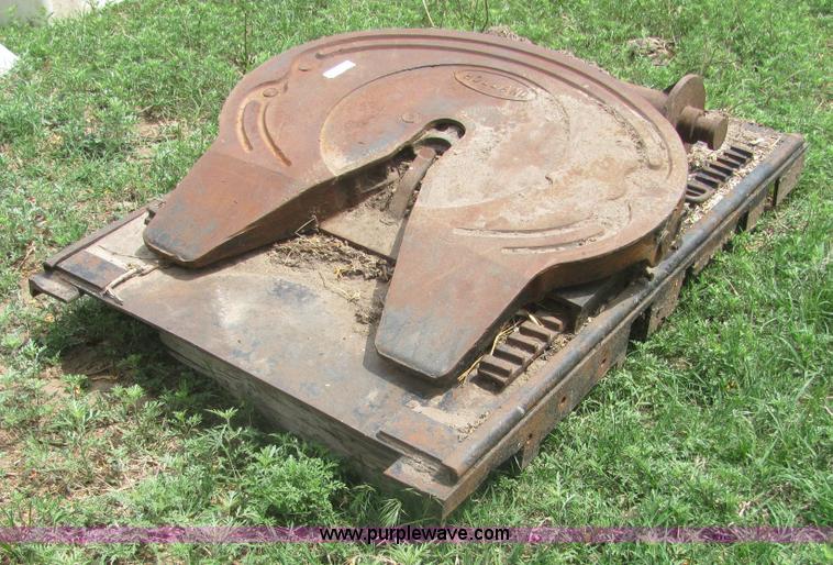 image for item 6977 Holland semi fifth wheel hitch