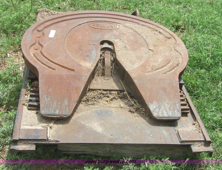 image for item 6977 Holland semi fifth wheel hitch