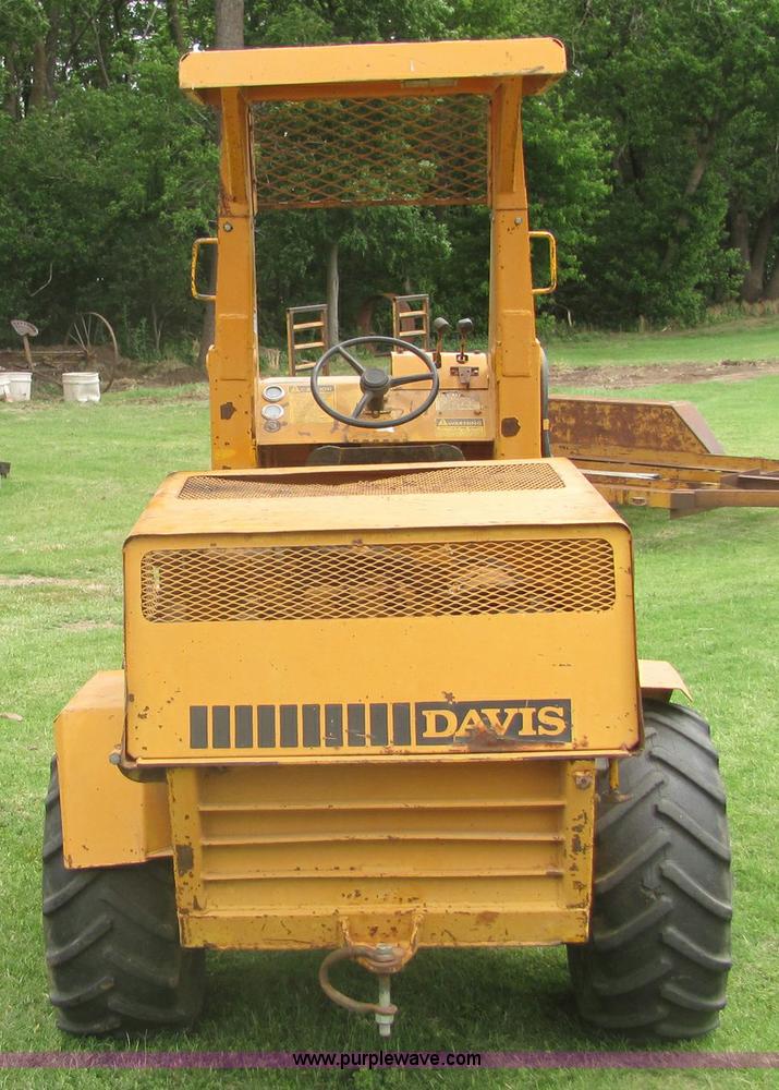 image for item 6980 Case Davis ScatBack 430 loader