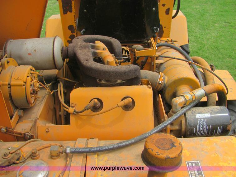 image for item 6980 Case Davis ScatBack 430 loader