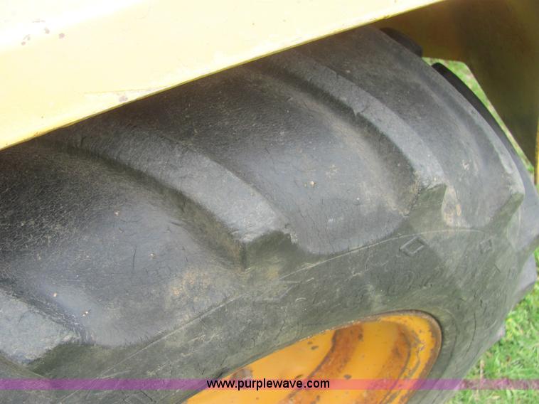 image for item 6980 Case Davis ScatBack 430 loader