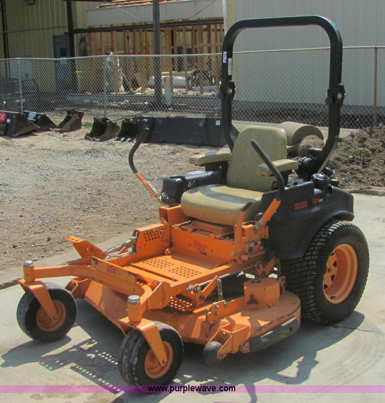image for item 6982 2010 Scag Tiger Cub zero turn lawn mower