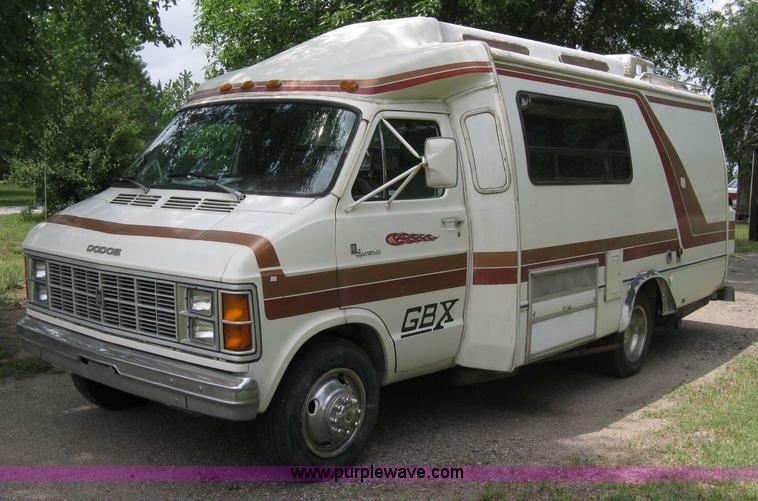 image for item 8095 1980 Dodge F30 Sportsman GBX motor home