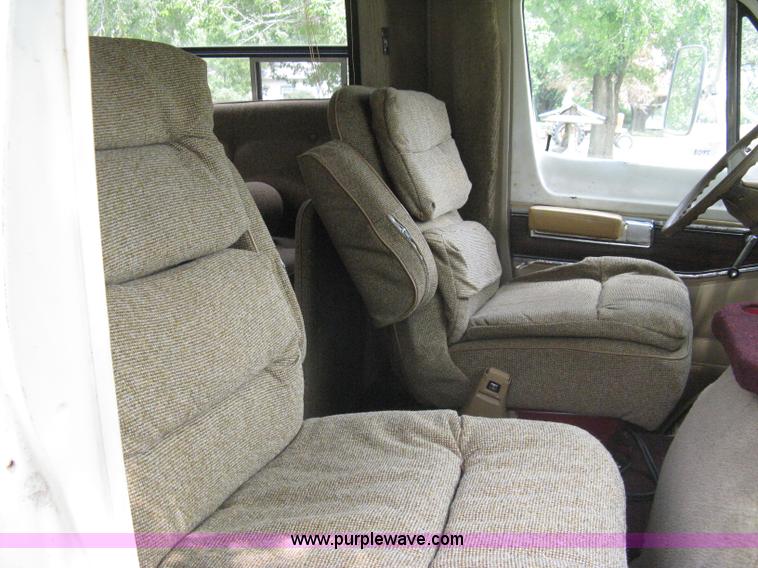 image for item 8095 1980 Dodge F30 Sportsman GBX motor home