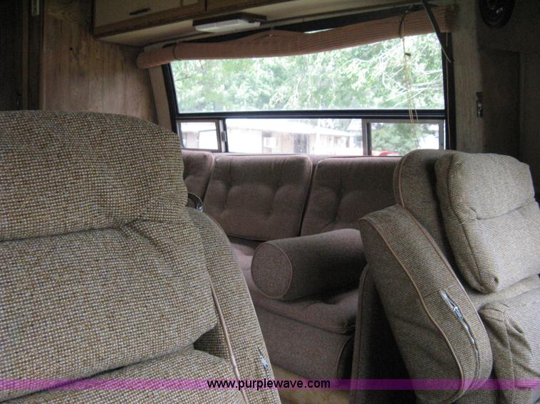 image for item 8095 1980 Dodge F30 Sportsman GBX motor home