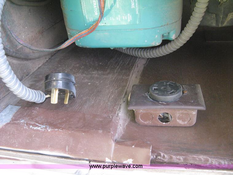 image for item 8095 1980 Dodge F30 Sportsman GBX motor home