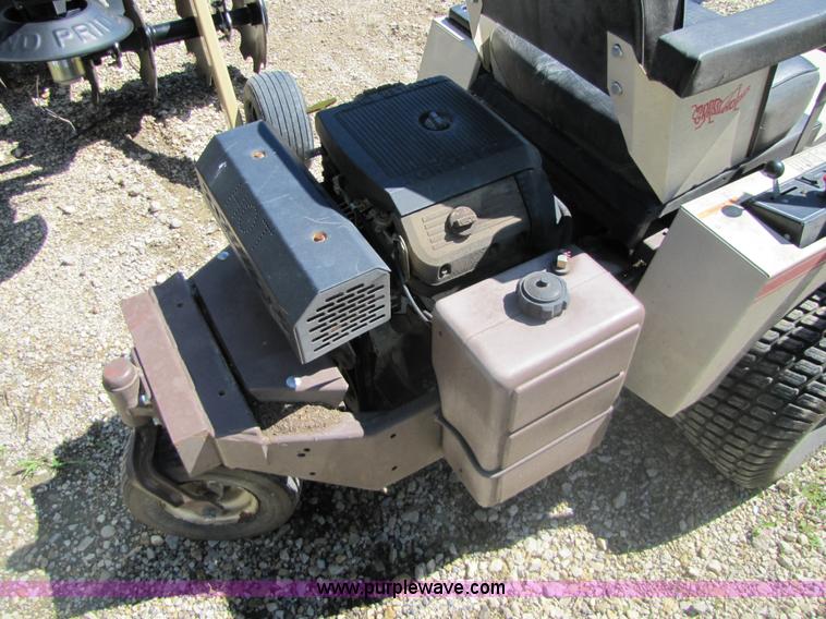 image for item 8484 Grasshopper 618 lawn mower