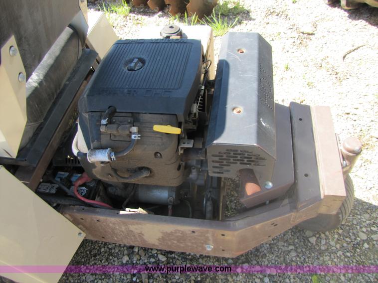 image for item 8484 Grasshopper 618 lawn mower