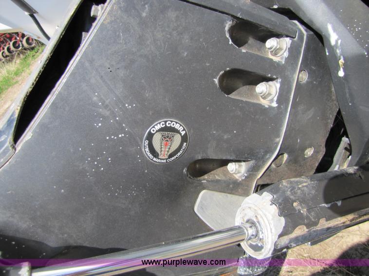 image for item 8612 1988 Bayliner 21' boat