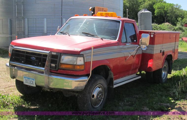 image for item 8993 1993 Ford F350 utility pickup truck