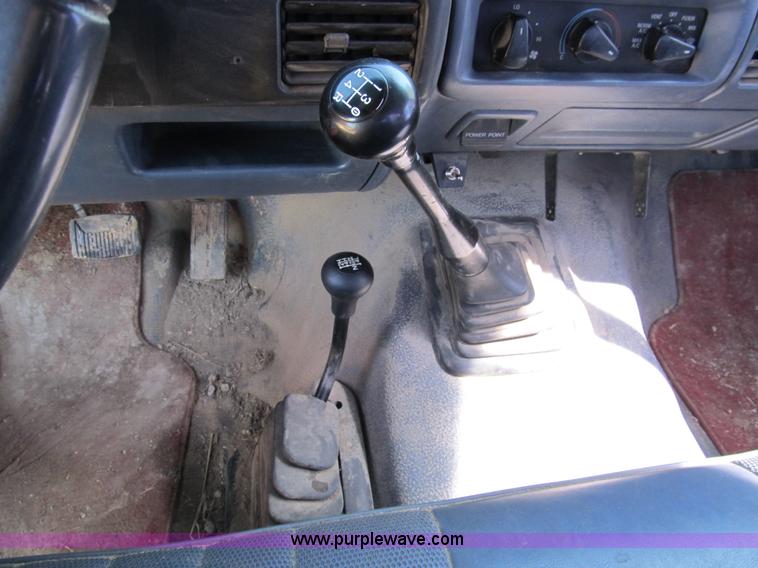 image for item 8993 1993 Ford F350 utility pickup truck