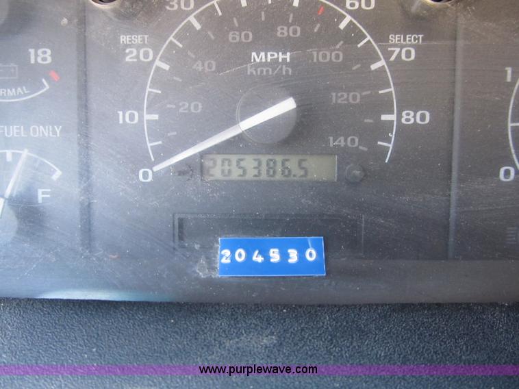 image for item 8993 1993 Ford F350 utility pickup truck